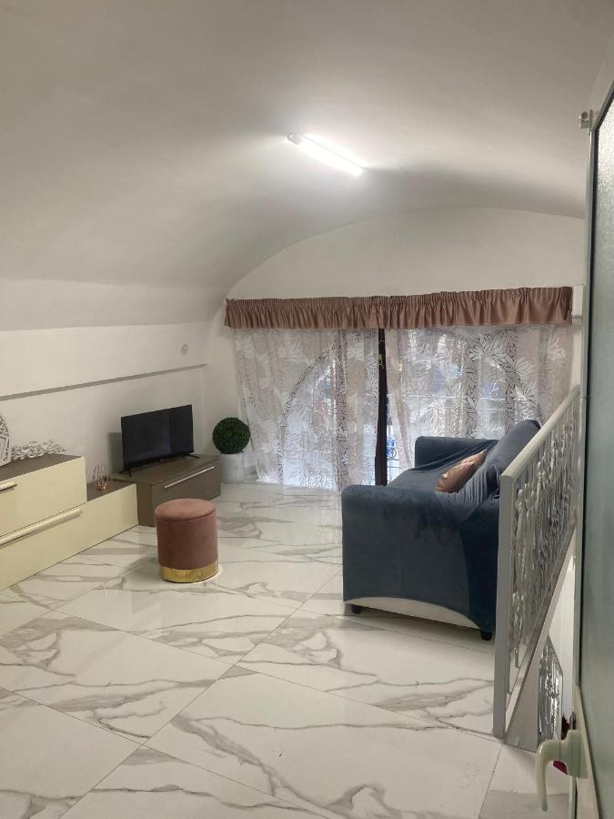 Appartamento Tiluri Napoli Esterno foto
