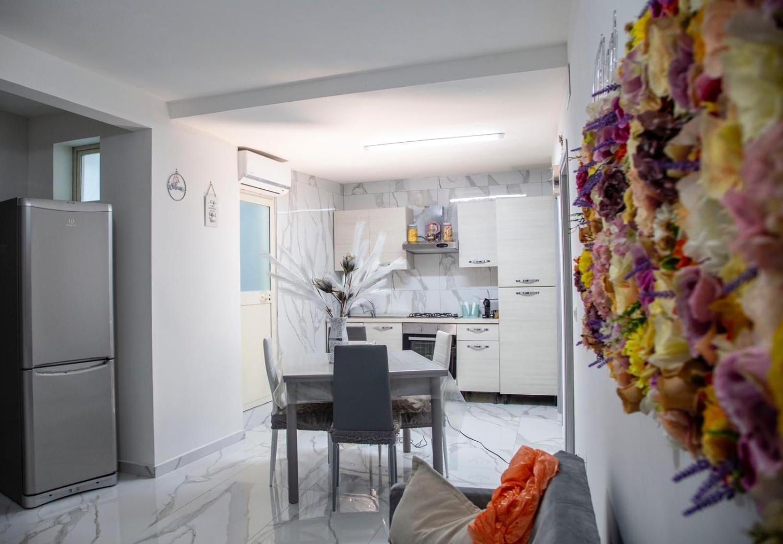 Appartamento Tiluri Napoli Esterno foto